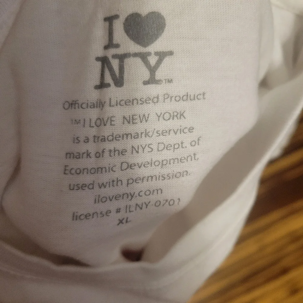 I Love NY White T-Shirt Size XL - Picture 2 of 2